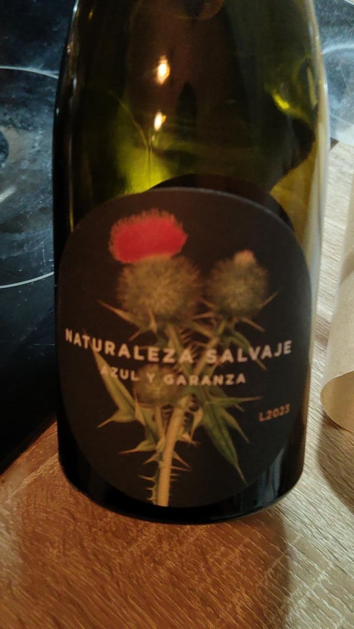 Naturaleza Salvaje Blanco - Azul y Garanza - Dani Sanchez, Maria & Fernando Barrena 