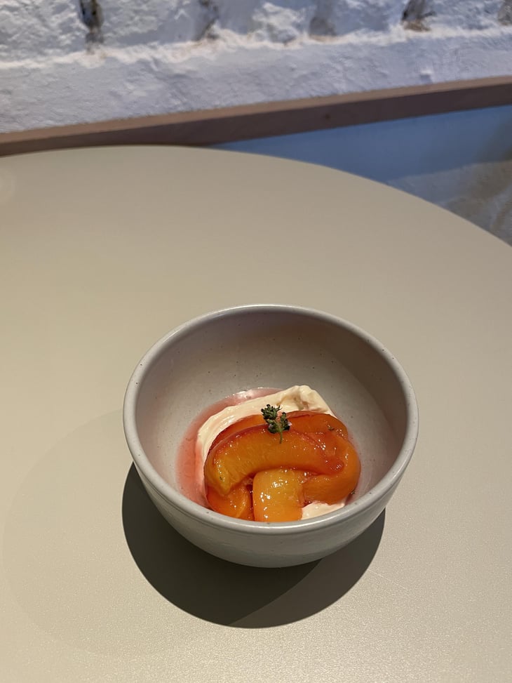 Nectarin, White Chocolate Ganache And Thyme - ita Madrid - 920154