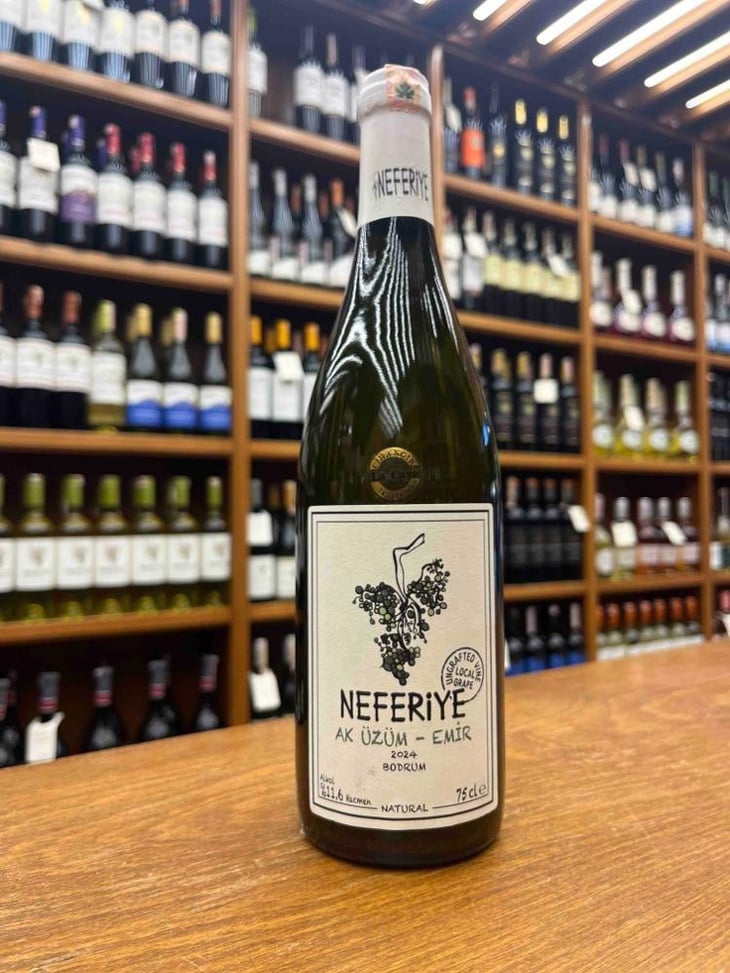 Ak Üzüm - Emir - Neferiye Wines - caglar-bozcaga -2019