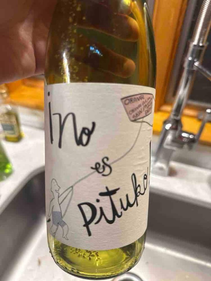 No Es Pituko - Viña Echeverría - Quasar Wines - Roberto, Viviana, Paulina & Diego Echeverría 