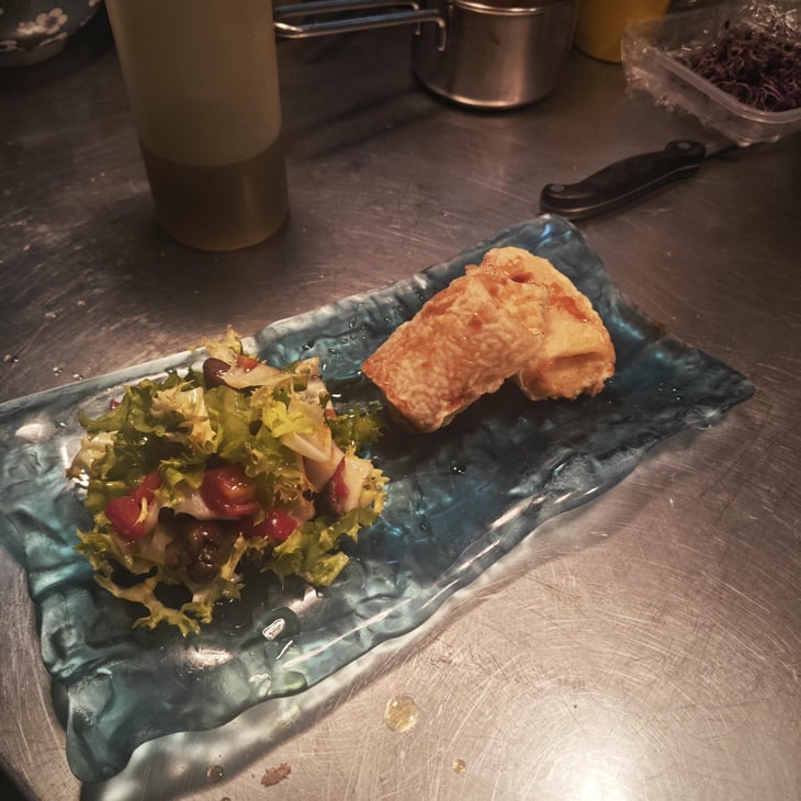 Nuvola Di Baccalà Mantecato Con Insalata Di Rinforzo E Miele Thai - Taverna Mafalda - 1404817