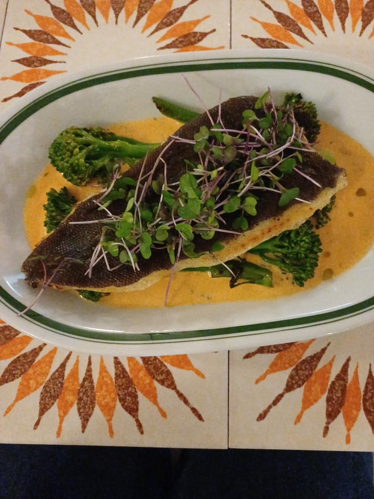 Nyelvhal, Espelette, Vad Brokkoli, Beurre Blanc - És Margarita - 1398637