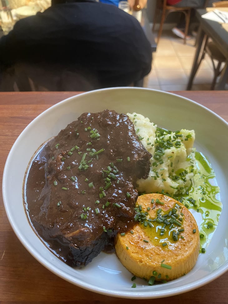 Paleron Braisé, Flan De Courge Et Purée À La Ciboulette - Le BAM - Bar a Manger - 851531