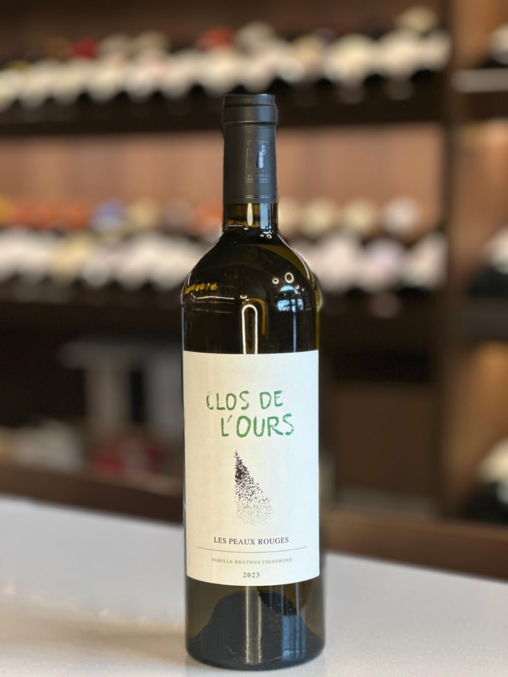 Peaux rouges - Le Clos de L'Ours - Fabienne, Michel,Emilie & Fabien Brotons -2023