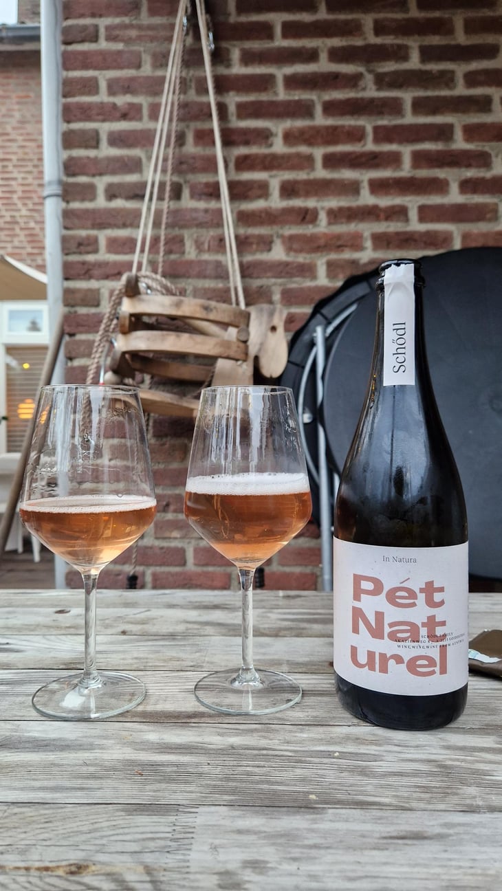 Pet naturel Rosé - Weingut Schödl Family - Mathias, Viktoria & Leonhard Schödl 