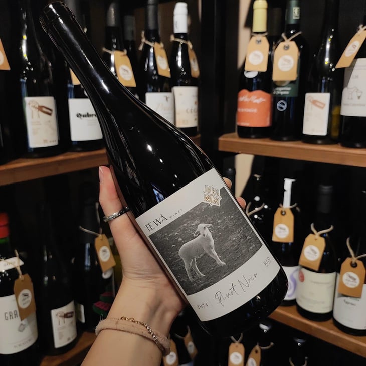 Pinot Noir - Tewā Wines - Vadim Mihailov -2024