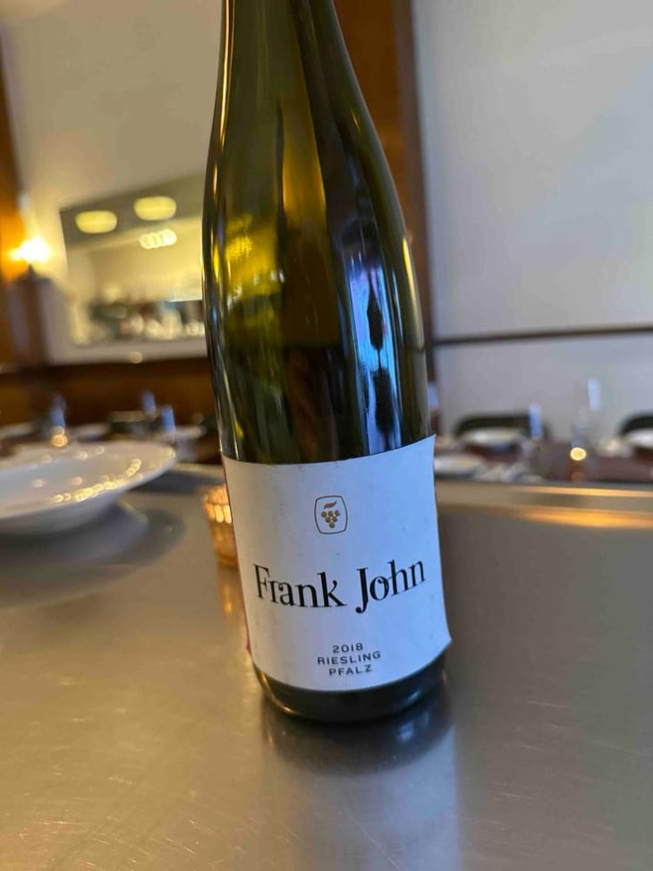 PINOT NOIR - Frank John - Das Hirschhorner Weinkontor - John Familie 