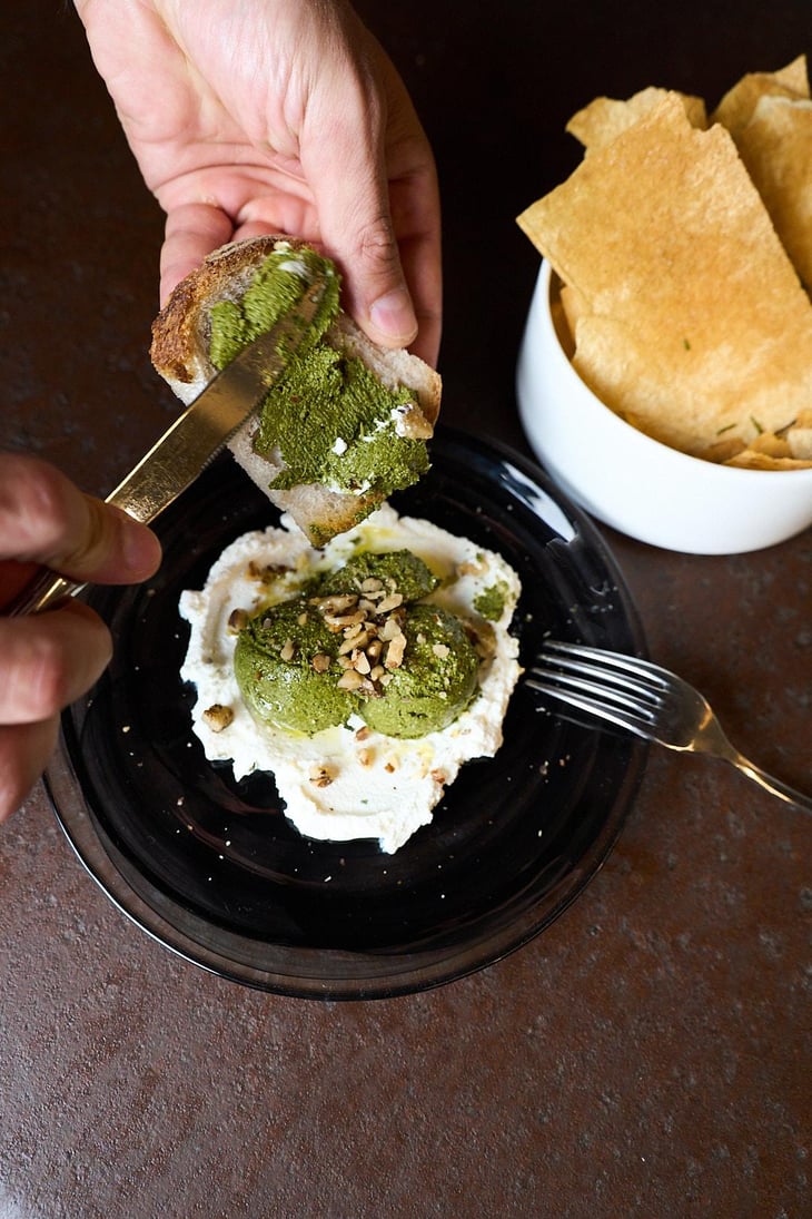 Pkhali Di Spinaci E Noci Serviti Con Lanbeh - Fior di Sale - 1376889