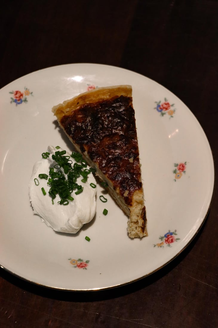 Quiche Di Porri E Funghi Con Panna Acida - Silvano - vini e cibi al banco - 1338700