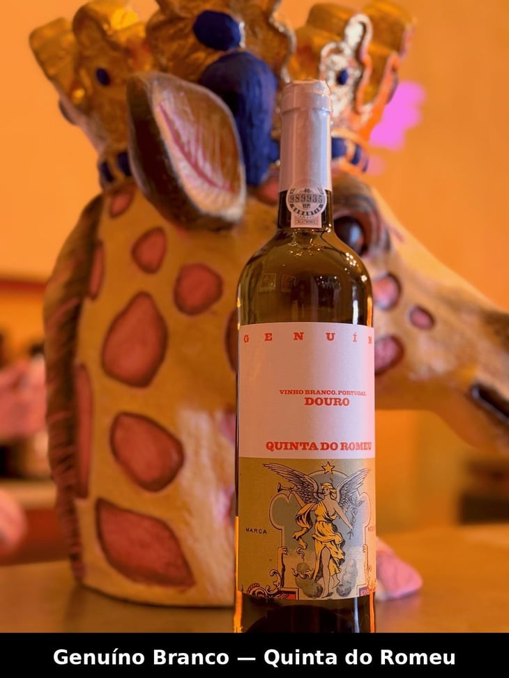 Quinta do Romeu Reserva - Quinta Do Romeu - Nuno Espregueira, João Pedro, e João Menéres -2019