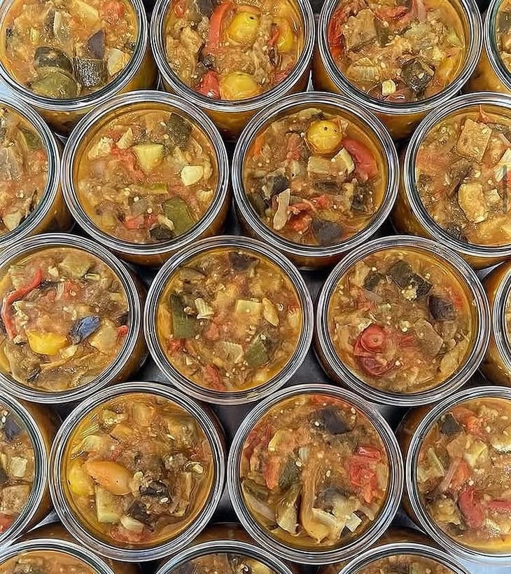 Ratatouille À L’Origan Et Thym Frais - Chez Chloé - 1372887