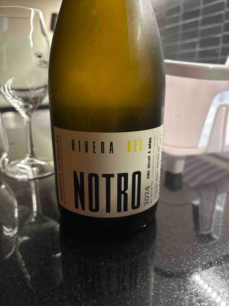 Rivera Del Notro - White - Roberto Henriquez - Roberto Henriquez 