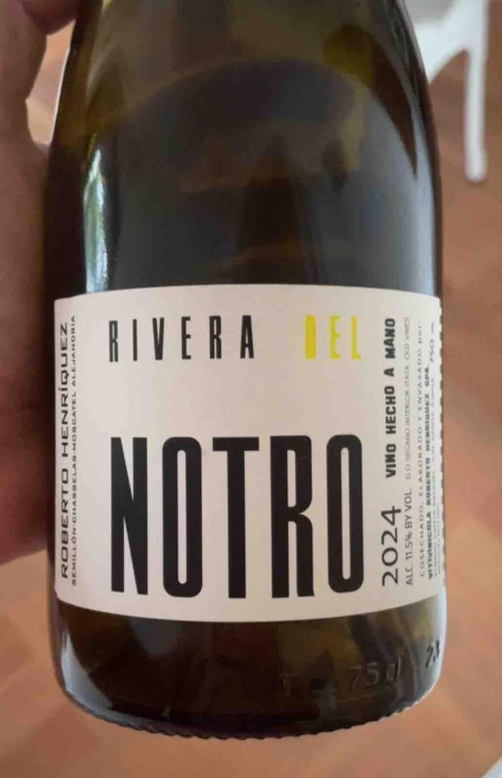Rivera Del Notro - White - Roberto Henriquez - Roberto Henriquez 