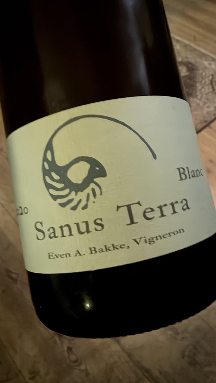 Sanus Terra - Clos de T. / Clos de Trias - Even A. Bakke 