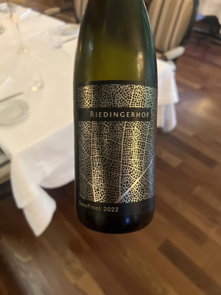 Sasspinot - Pinot Bianco - Riedingerhof - Famiglia Verdorfer 