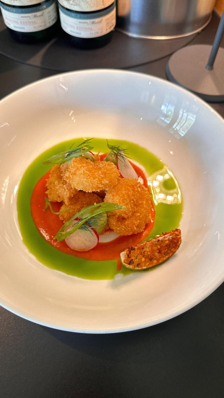 Shrimp Tempura With Romesco Sauce - Hotel - Restaurant Panorama - 1337580