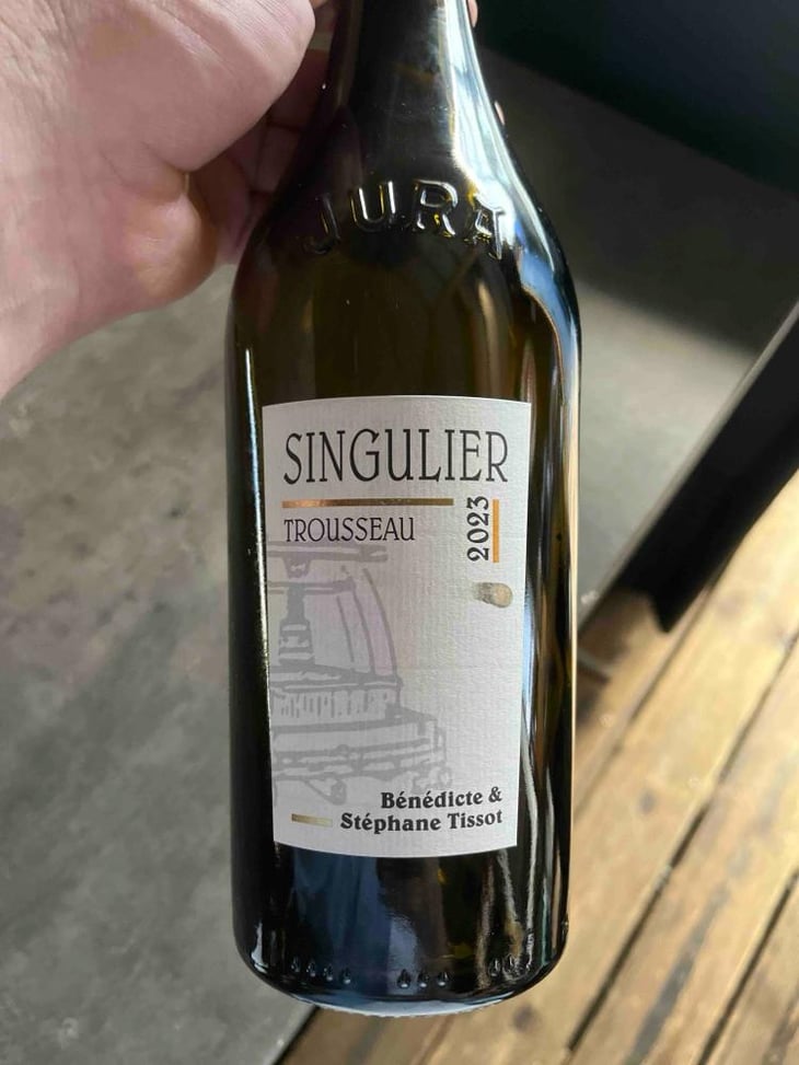Singulier - Domaine André & Mireille Tissot - Bénédicte & Stéphane Tissot 