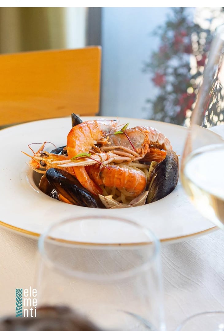 Spaghettone Allo Scoglio - Ristorante Elementi - 1312374