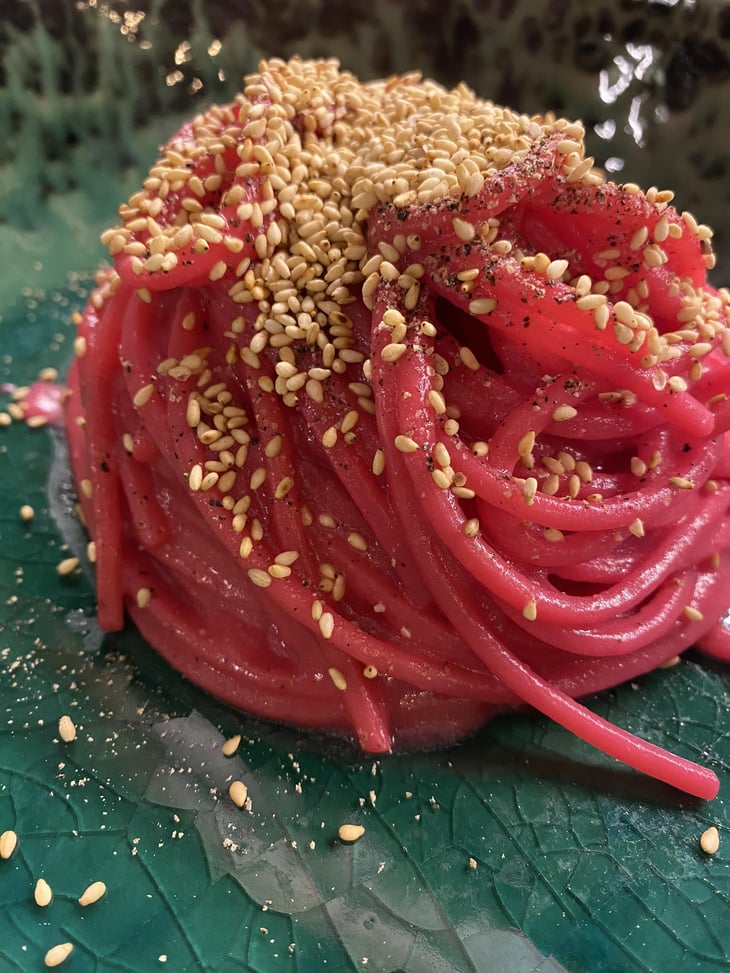 Spaghettoni Bossolasco, Barbabietola, Sesamo - Lassa stà - 955841