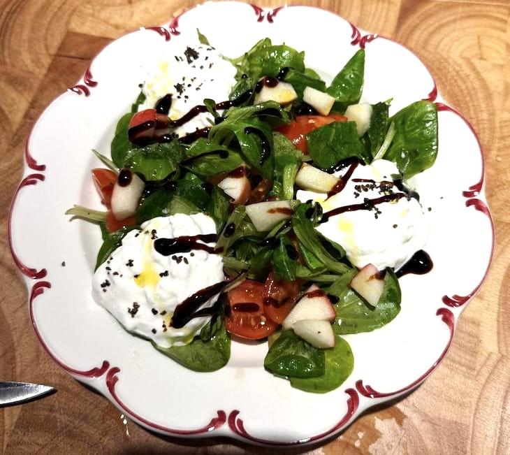 Stracciatella Salad - St. George - 1313692