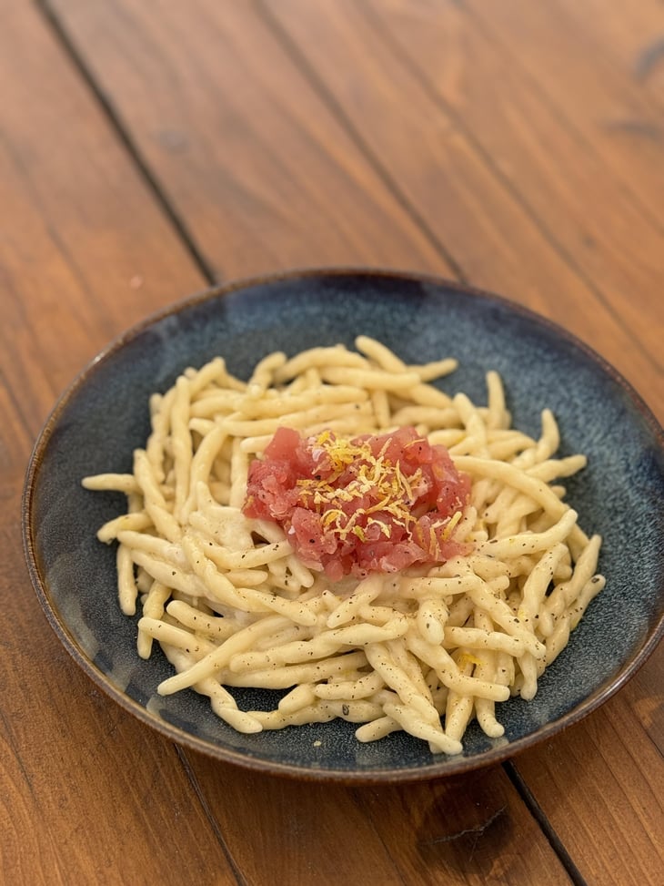 Strozzapreti Cacio E Pepe Con Tonno Fresco - PALOSANTO 49 - 932400