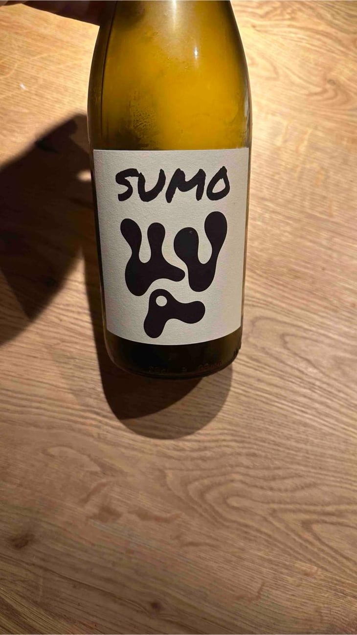 Sumo - Les Volatiles - Chai Uva - Mathilde Bayle & Pablo Siranossian 