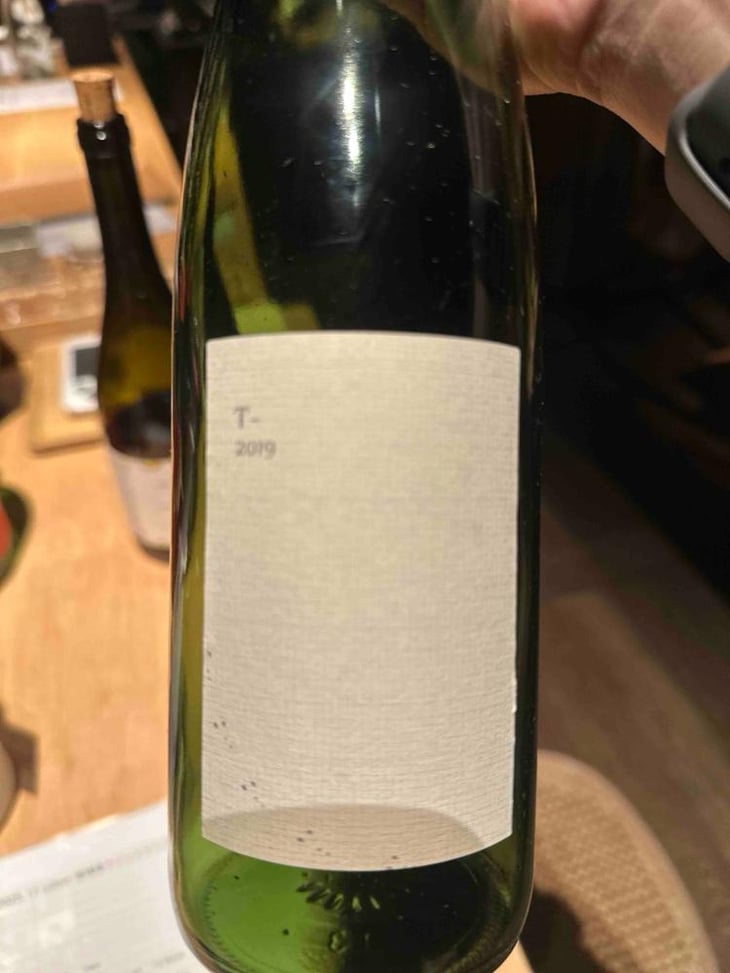 T-Blanc (Takumi Kondo) - Kurisawa Wines - Kondo Vineyard & Nakazawa Vineyard - Kazuyuki & Yukiko Nakazawa, Ryosuke & Takumi Kondo 