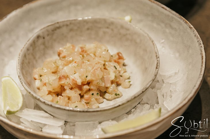 Tartare De Bar Sauvage De Sanlúcar De Barrameda (Cadix, Espagne) - Subtil Wine Bar - 1333346