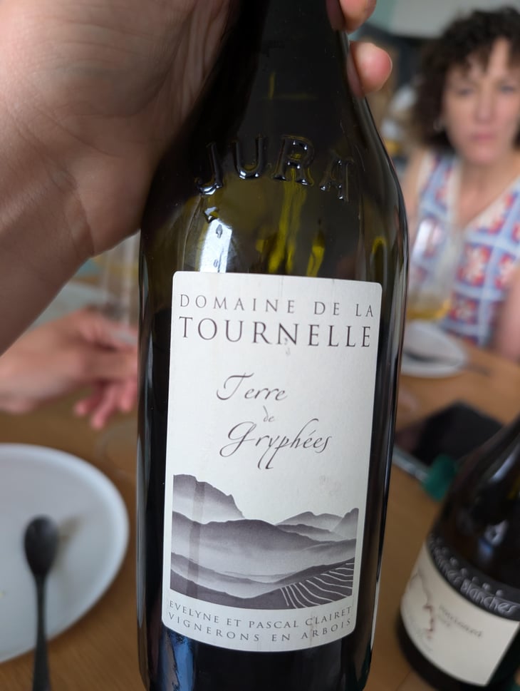 Terre de Gryphées - Domaine de la Tournelle - Evelyne Clairet 