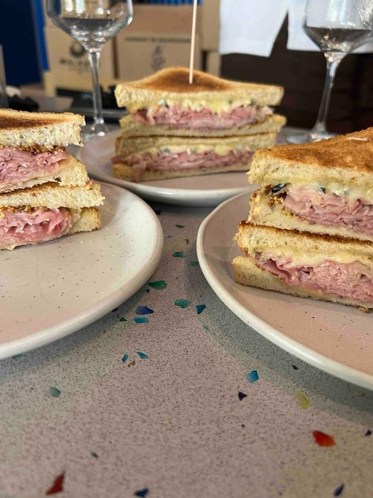 Toast🥪 - In Vineria - Bevitoria Urbana - 1387336