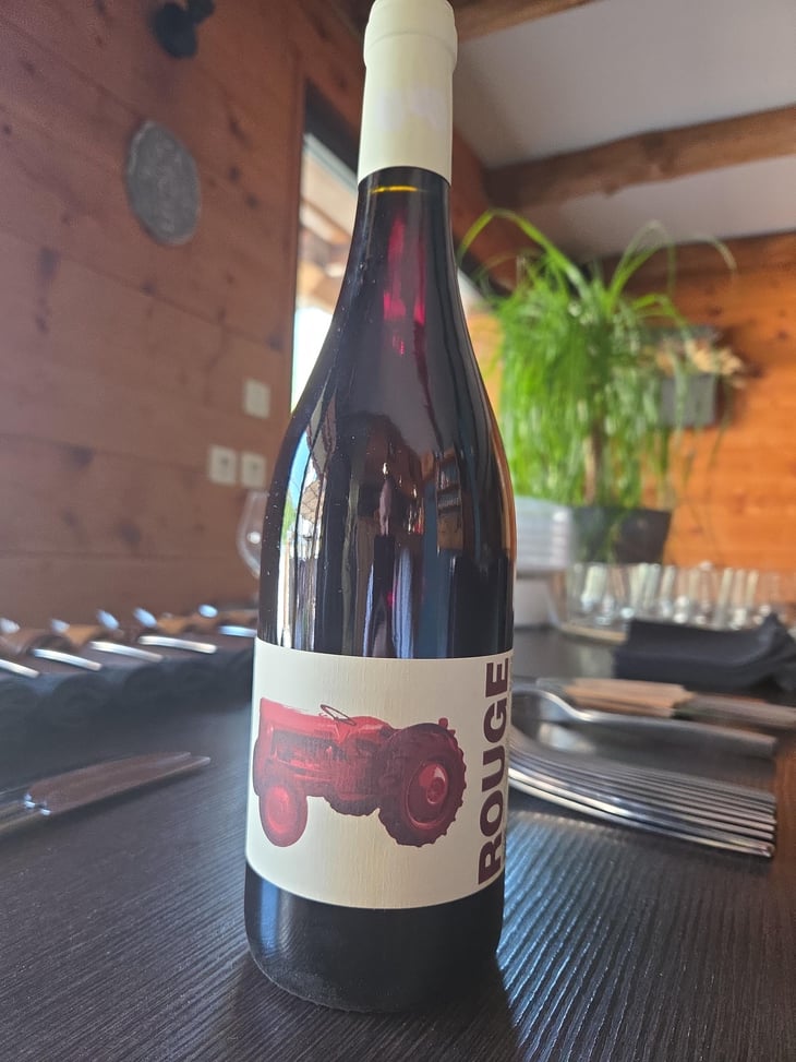 Tracteur Rouge - Domaine Finot - Thomas Finot 