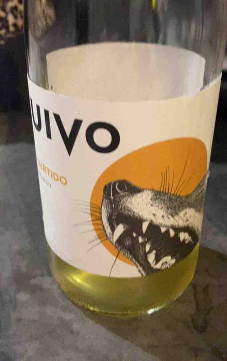 Uivo Curtido - Folias de Baco - Tiago Sampaio 