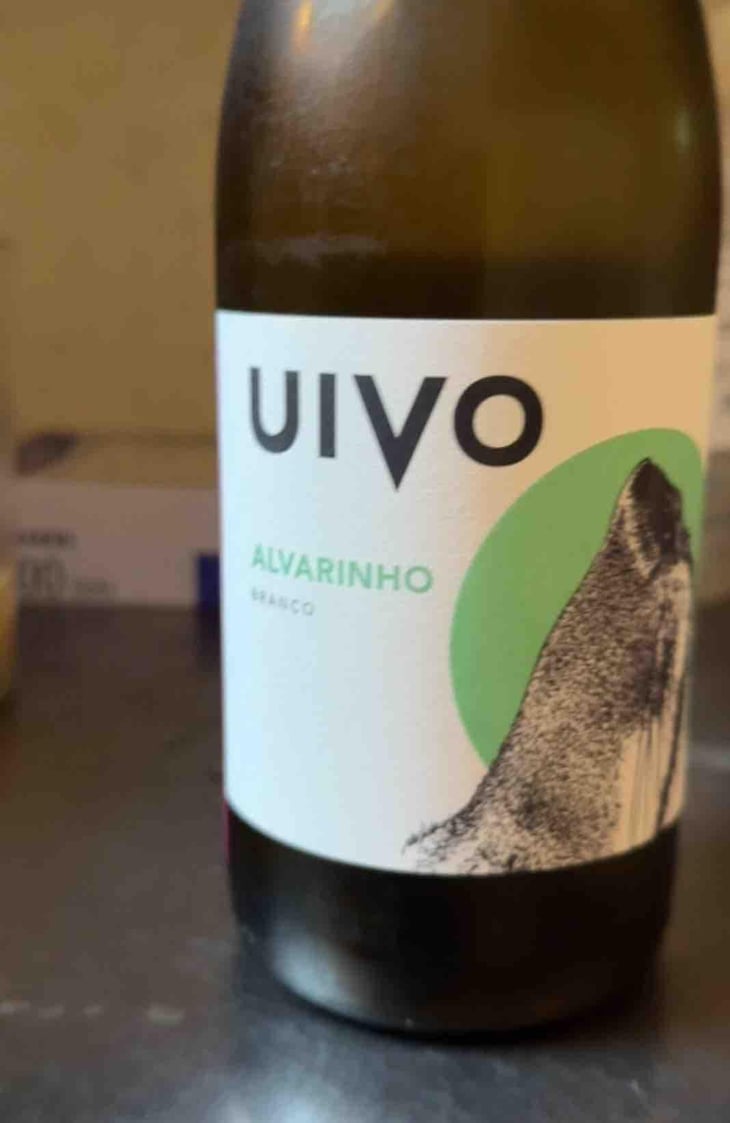 Uivo Rabigato - Folias de Baco - Tiago Sampaio 