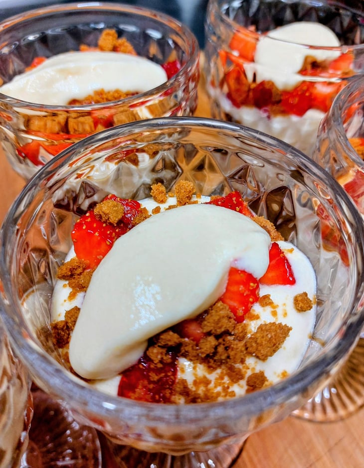 Un Presque Tiramisu À La Fraise - La Cuisine Des Halles - 914576
