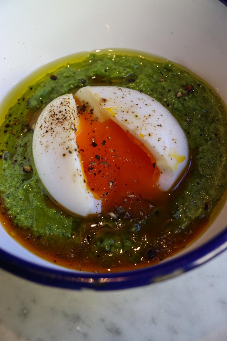 Uovo / Salsa Verde - Silvano - vini e cibi al banco - 941124