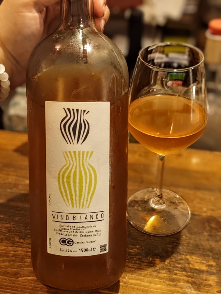 Vino Bianco Anfora - Cantina Giardino - Antonio Di Gruttola & Daniela De Gruttola -2020