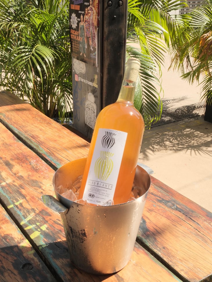 Vino Bianco Anfora - Cantina Giardino - Antonio Di Gruttola & Daniela De Gruttola -2020