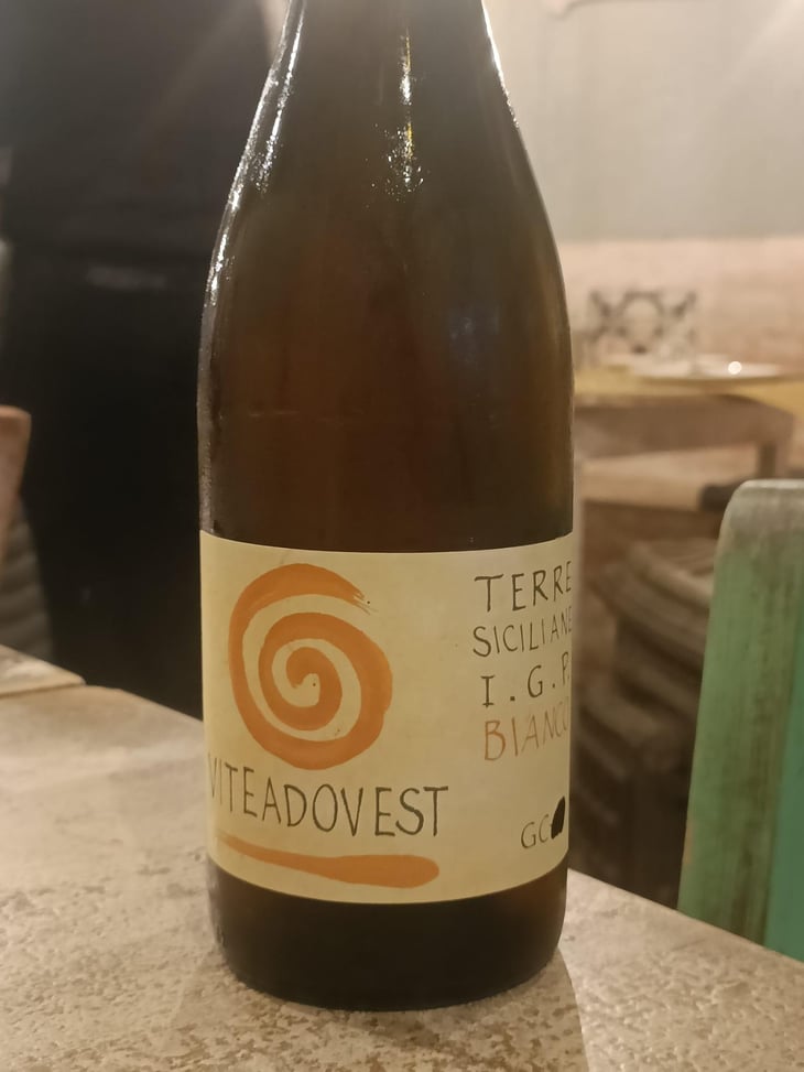 Bianco - Viteadovest - Vincenzo Angileri 