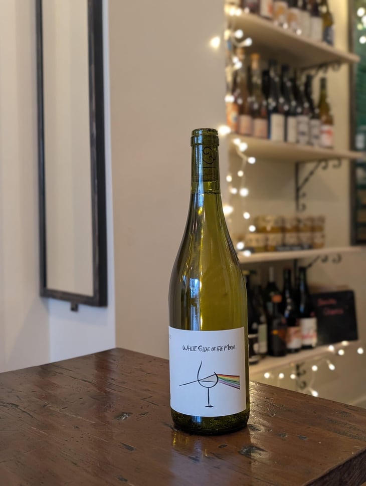 White Side of the Moon - Domaine Des Canailles - Simon Perot 