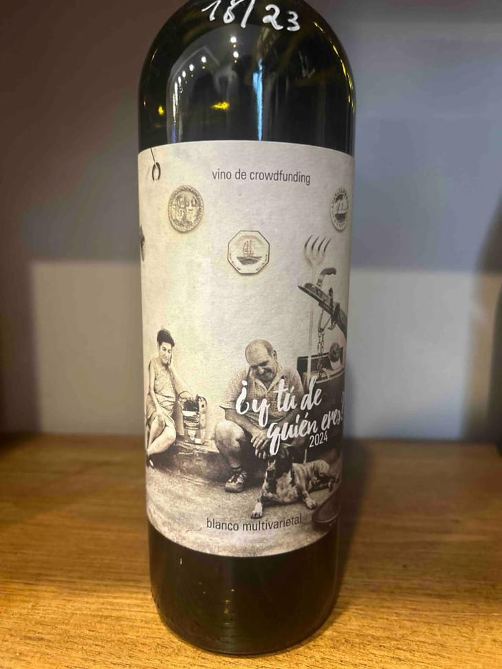 Y tú de quien Eres? Blanco - Bodegas Gratias. Familia y Viñedos - Ana Gómez, Iván Gómez, Silvia Araque y José Gómez 