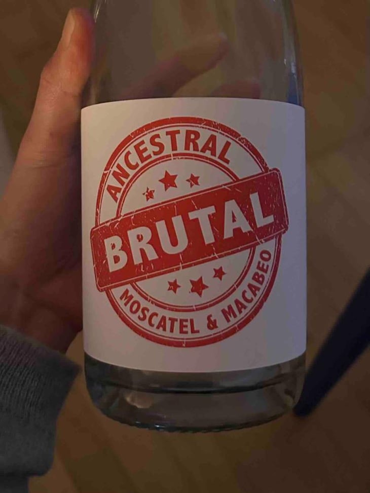 Brutal Ancestral - Moscatel & Macabeo - Bodegas Cueva - mariano-taberner -2022