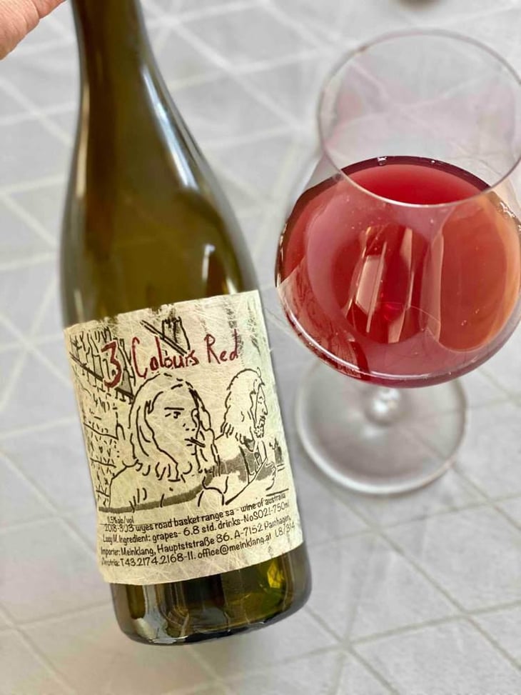 3 Colours Red - Lucy Margaux Vineyards - Anton Van Klopper 