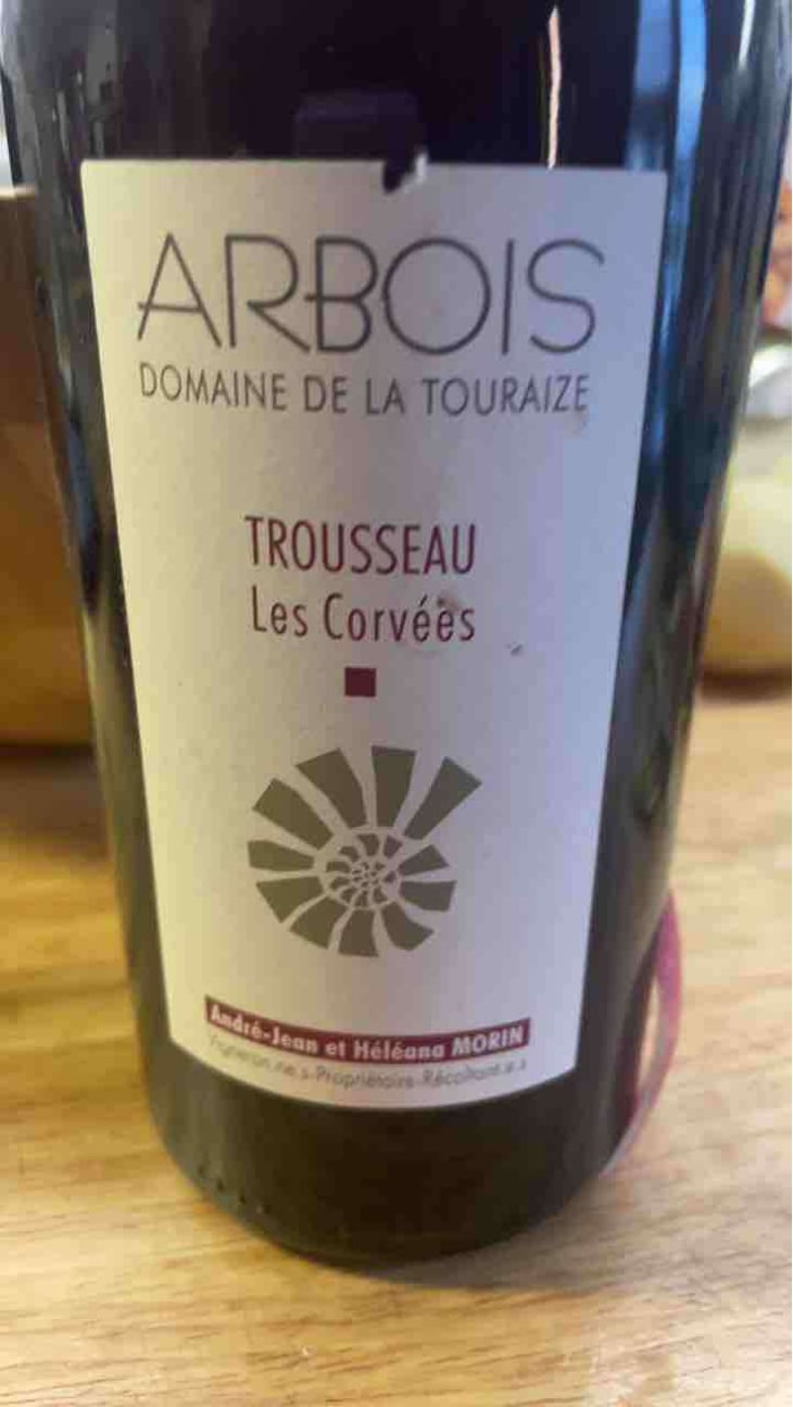 Les Corvées Trousseau - Domaine de la Touraize - André-Jean & Héléana Morin 