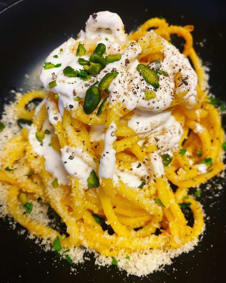Bigoli With Pumpkin, Burrata Cream And Pistacchio - Salumeria Lamuri - 594309