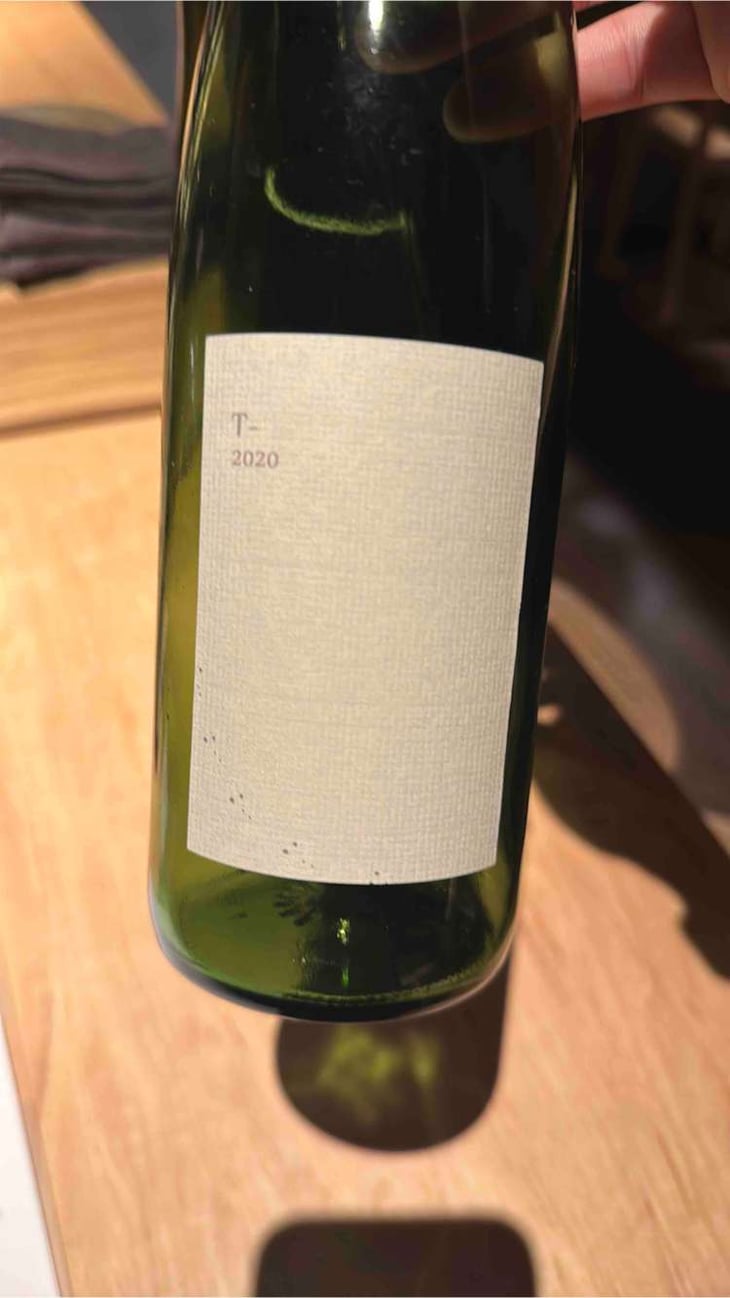T-Blanc (Takumi Kondo) - Kurisawa Wines - Kondo Vineyard & Nakazawa Vineyard - Kazuyuki & Yukiko Nakazawa, Ryosuke & Takumi Kondo 