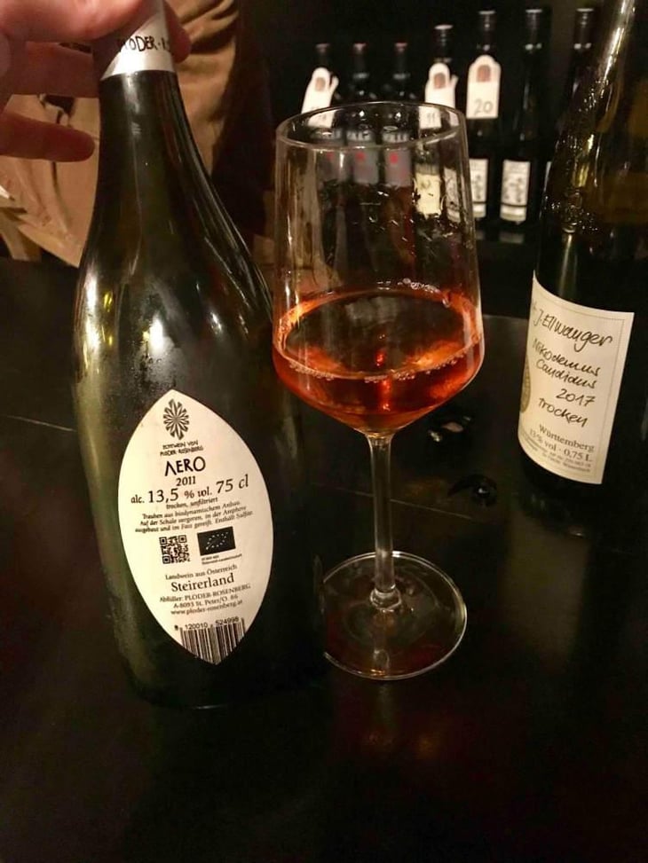Aero - Weingut Ploder Rosenberg - Manuel Ploder & Selina Weratschnig 