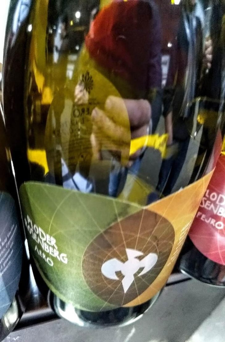 Aero - Weingut Ploder Rosenberg - Manuel Ploder & Selina Weratschnig 