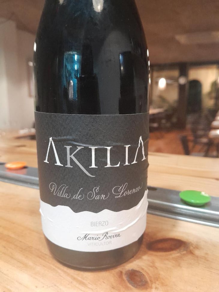 Akilia - Akilia - Akilia -2019