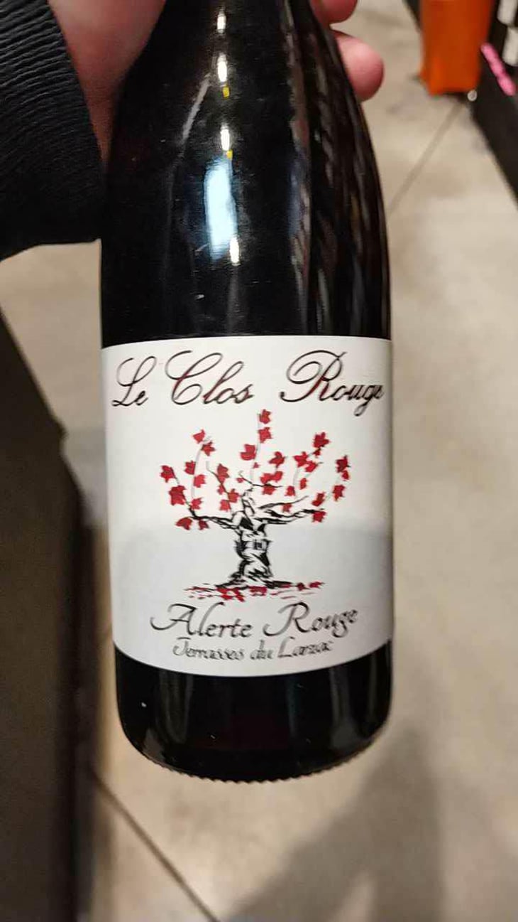 Alerte Rouge - Le Clos Rouge - Krystel Brot-Weissenbach et Joël Peyre 