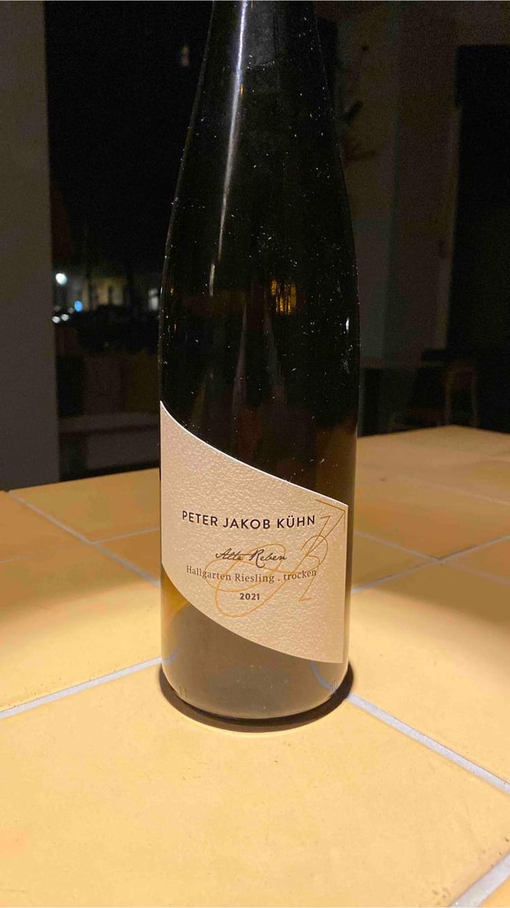 Alte Reben Hallgarten Riesling Trocken - Weingut Peter Jakob Kühn - Angela & Peter Jakob Kühn -2021